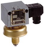 vacuum-switch-for-liquid-gas-vcm.png